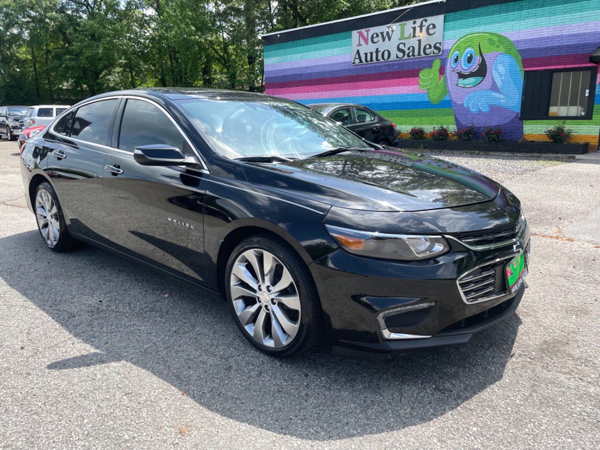 photo of 2017 CHEVROLET MALIBU PREMIER - Leather! Loaded! NOW $12,975!!!! 
