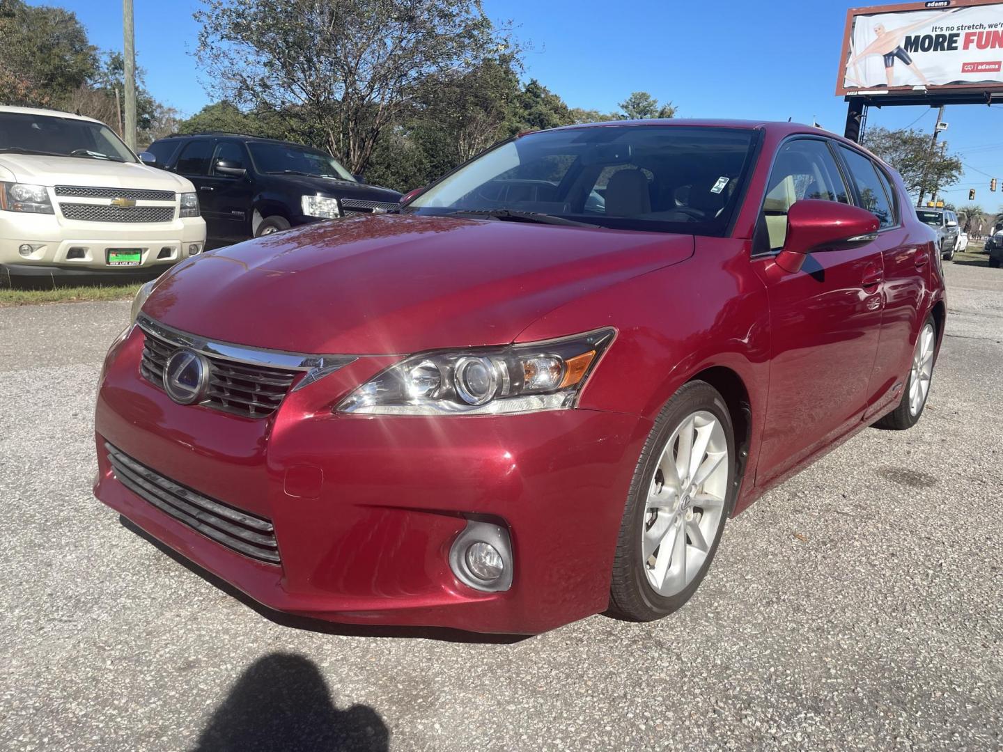 2013 RED LEXUS CT 200 (JTHKD5BH3D2) with an 1.8L engine, Automatic transmission, located at 5103 Dorchester Rd., Charleston, SC, 29418-5607, (843) 767-1122, 36.245171, -115.228050 - Local Trade-in with Leather, Sunroof, CD/AUX/Sat/Bluetooth, Navigation, Backup Camera, Dual Climate Control, Power Everything (locks, seats, mirrors), Heated Seats, Push Button Start, Keyless Entry, Alloy Wheels. Only 106k miles! Located at New Life Auto Sales! 2023 WINNER for Post & Courier's Char - Photo#2