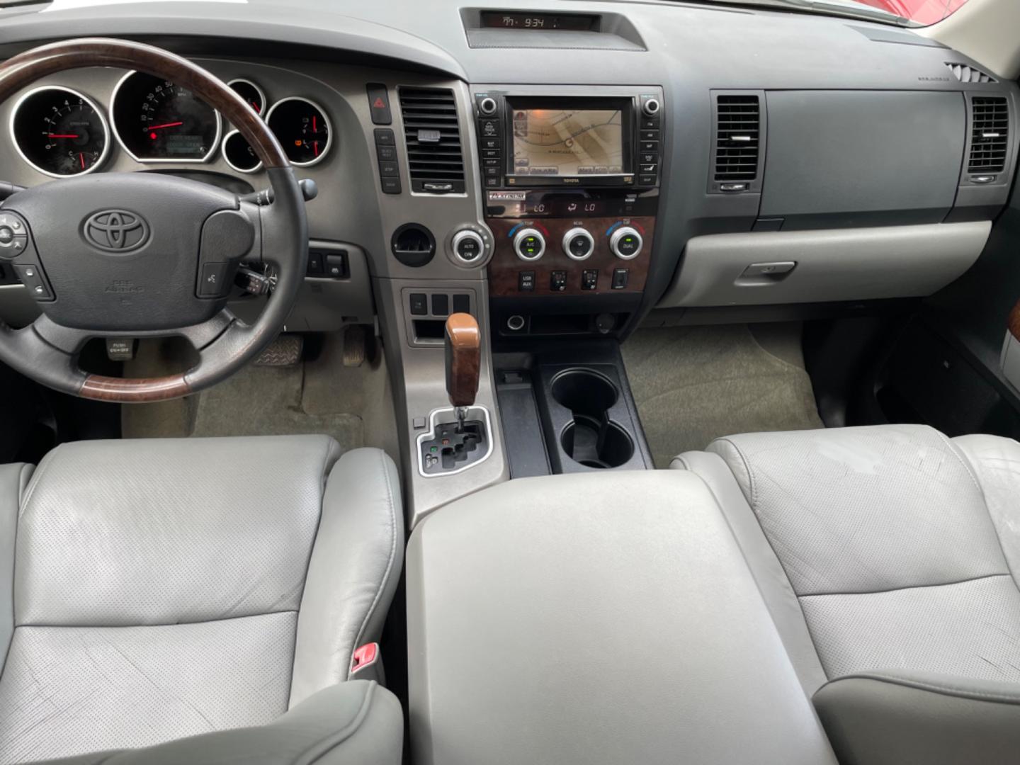 2011 GRAY TOYOTA TUNDRA LIMITED (5TFFY5F1XBX) with an 5.7L engine, Automatic transmission, located at 5103 Dorchester Rd., Charleston, SC, 29418-5607, (843) 767-1122, 36.245171, -115.228050 - Leather, Sunroof, JBL Stereo with CD/AUX/Sat ,Dual Climate Control, Power Everything (windows, locks, seats, mirrors), Heated/Cooled Seats, Keyless Entry, Running Boards, Alloy Wheels, Tow Package. 169k miles Located at New Life Auto Sales! 2023 WINNER for Post & Courier's Charleston's Choice Pre-o - Photo#15