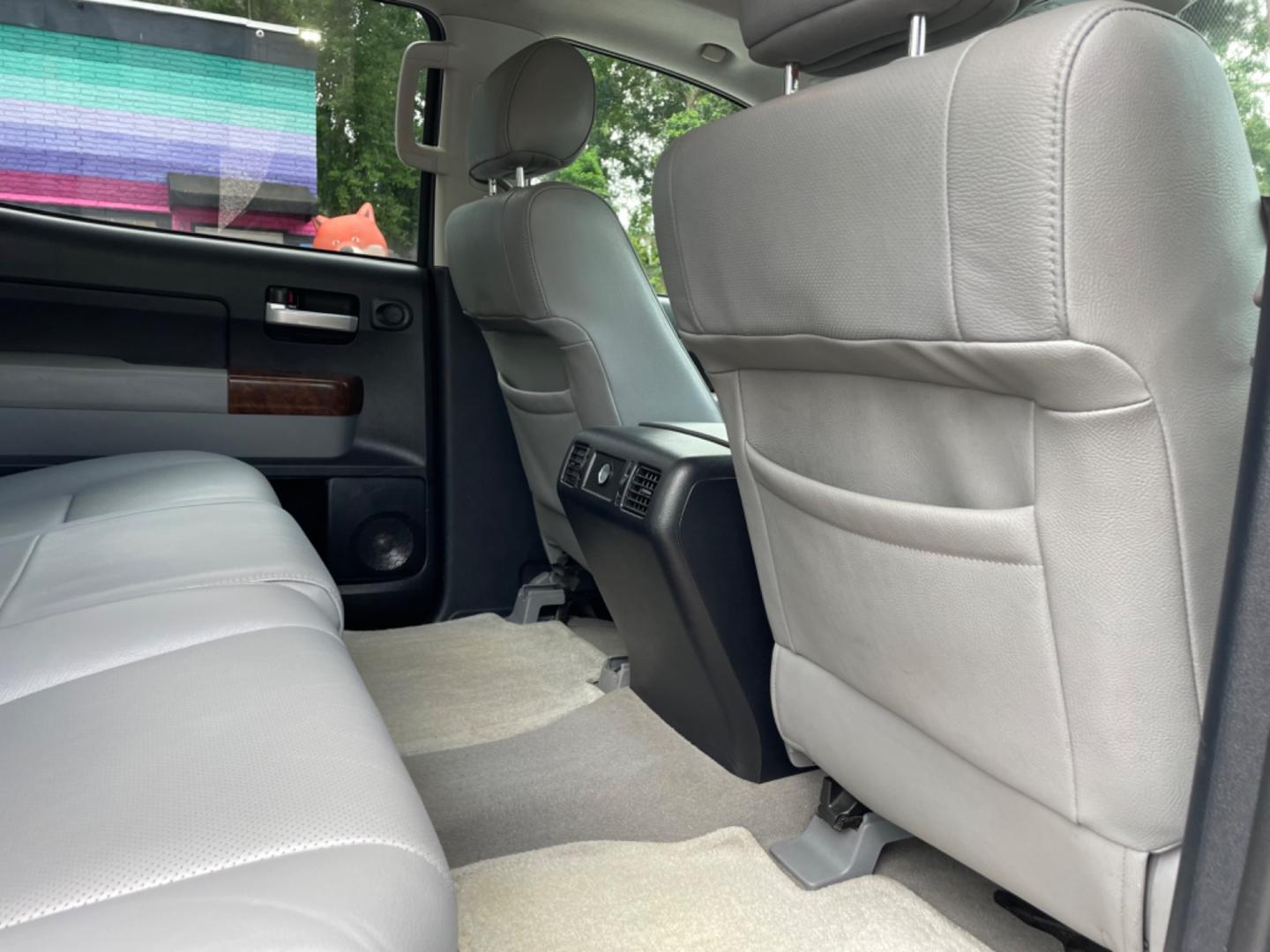 2011 GRAY TOYOTA TUNDRA LIMITED (5TFFY5F1XBX) with an 5.7L engine, Automatic transmission, located at 5103 Dorchester Rd., Charleston, SC, 29418-5607, (843) 767-1122, 36.245171, -115.228050 - Leather, Sunroof, JBL Stereo with CD/AUX/Sat ,Dual Climate Control, Power Everything (windows, locks, seats, mirrors), Heated/Cooled Seats, Keyless Entry, Running Boards, Alloy Wheels, Tow Package. 169k miles Located at New Life Auto Sales! 2023 WINNER for Post & Courier's Charleston's Choice Pre-o - Photo#11
