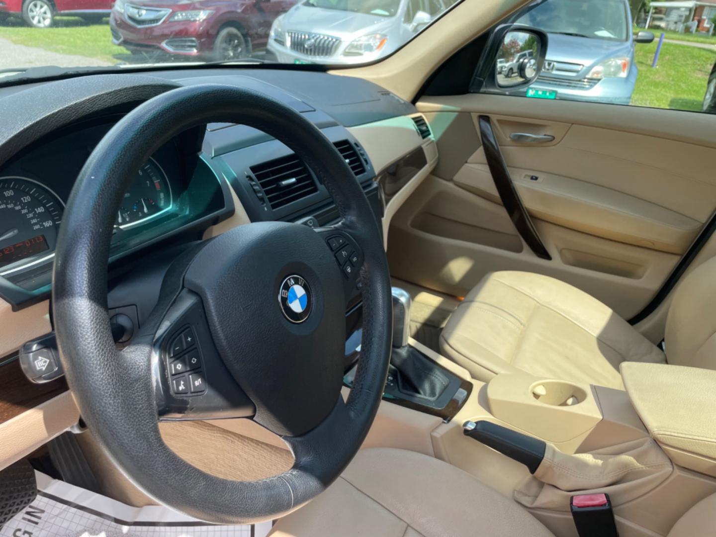 2010 WHITE BMW X3 XDRIVE30I (WBXPC9C4XAW) with an 3.0L engine, Automatic transmission, located at 5103 Dorchester Rd., Charleston, SC, 29418-5607, (843) 767-1122, 36.245171, -115.228050 - Photo#19