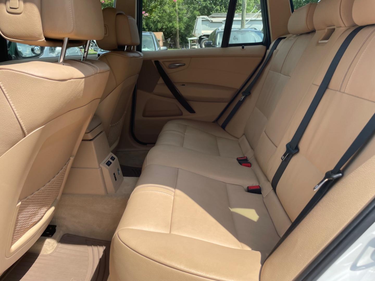 2010 WHITE BMW X3 XDRIVE30I (WBXPC9C4XAW) with an 3.0L engine, Automatic transmission, located at 5103 Dorchester Rd., Charleston, SC, 29418-5607, (843) 767-1122, 36.245171, -115.228050 - Photo#14