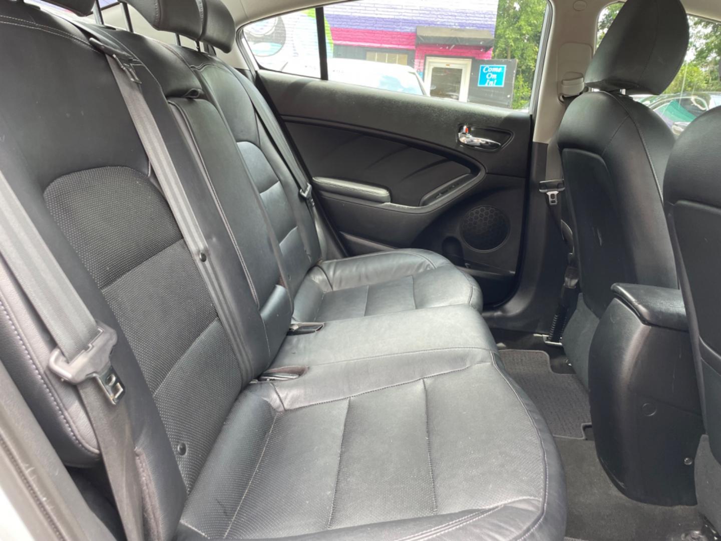 2015 SILVER KIA FORTE EX (KNAFZ4A86F5) with an 2.0L engine, Automatic transmission, located at 5103 Dorchester Rd., Charleston, SC, 29418-5607, (843) 767-1122, 36.245171, -115.228050 - Local Trade-in with Leather, Sunroof, Backup Camera, CD/AUX/Sat, Hands-free Phone, Power Everything (windows, locks, seats, mirrors), Heated/Cooled/Memory Front Seats, Heated Rear Seats, Heated Rear Seats, Keyless Entry, Alloy Wheels. Clean CarFax (no accidents reported!) 132k miles Located at New - Photo#12