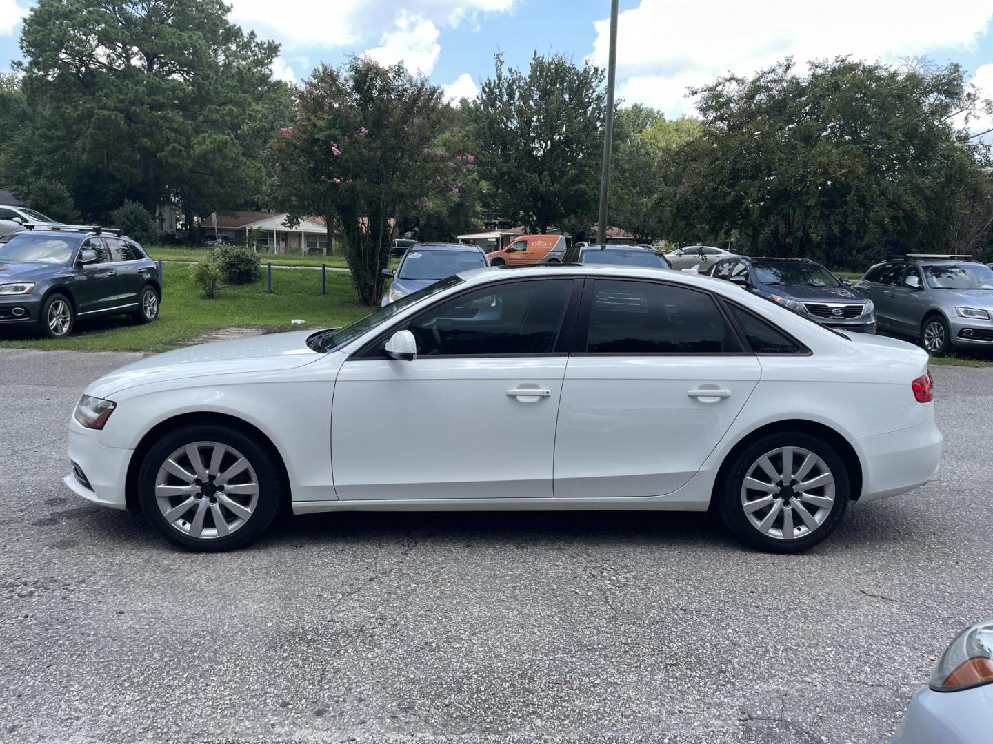2013 AUDI A4 2.0T QUATTRO PREMIUM (WAUBFAFL5DN) with an 2.0L engine, Automatic transmission, located at 5103 Dorchester Rd., Charleston, SC, 29418-5607, (843) 767-1122, 36.245171, -115.228050 - Photo#3
