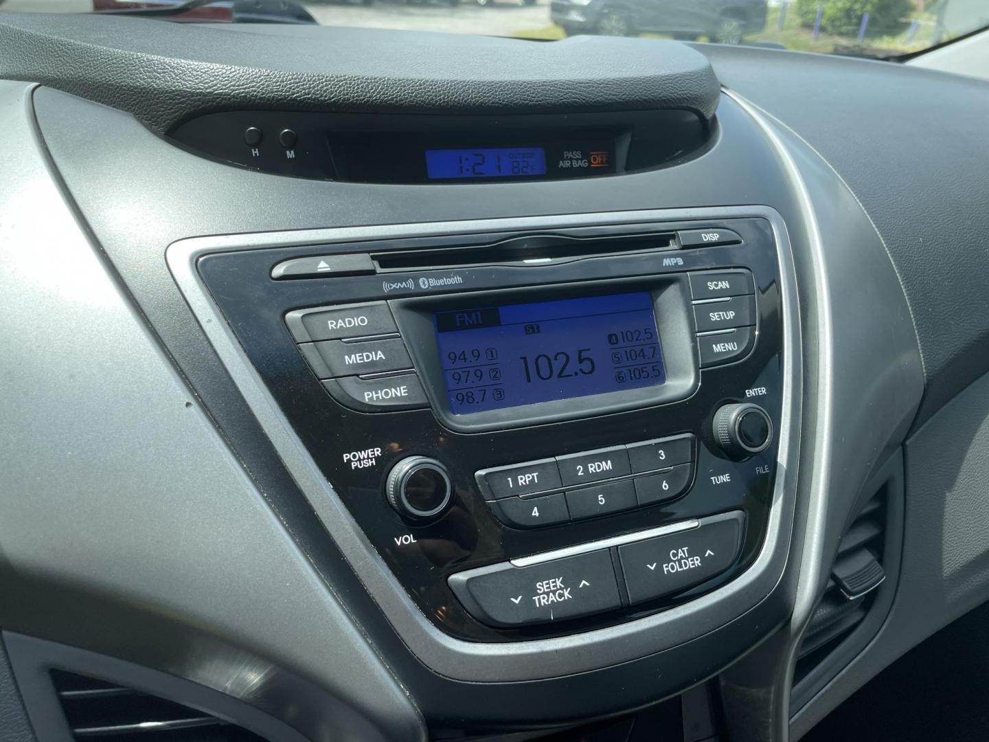 2013 SILVER HYUNDAI ELANTRA GLS (5NPDH4AE2DH) with an 1.8L engine, Automatic transmission, located at 5103 Dorchester Rd., Charleston, SC, 29418-5607, (843) 767-1122, 36.245171, -115.228050 - Clean Interior with Leather, Sunroof, CD/AUX/Sat/Bluetooth, Power Everything (windows, locks, seats, mirrors), Heated Front & Rear Seats, Keyless Entry, Alloy Wheels. Local Trade-in! Only 97k miles! Located at New Life Auto Sales! 2023 WINNER for Post & Courier's Charleston's Choice Pre-owned Car D - Photo#15