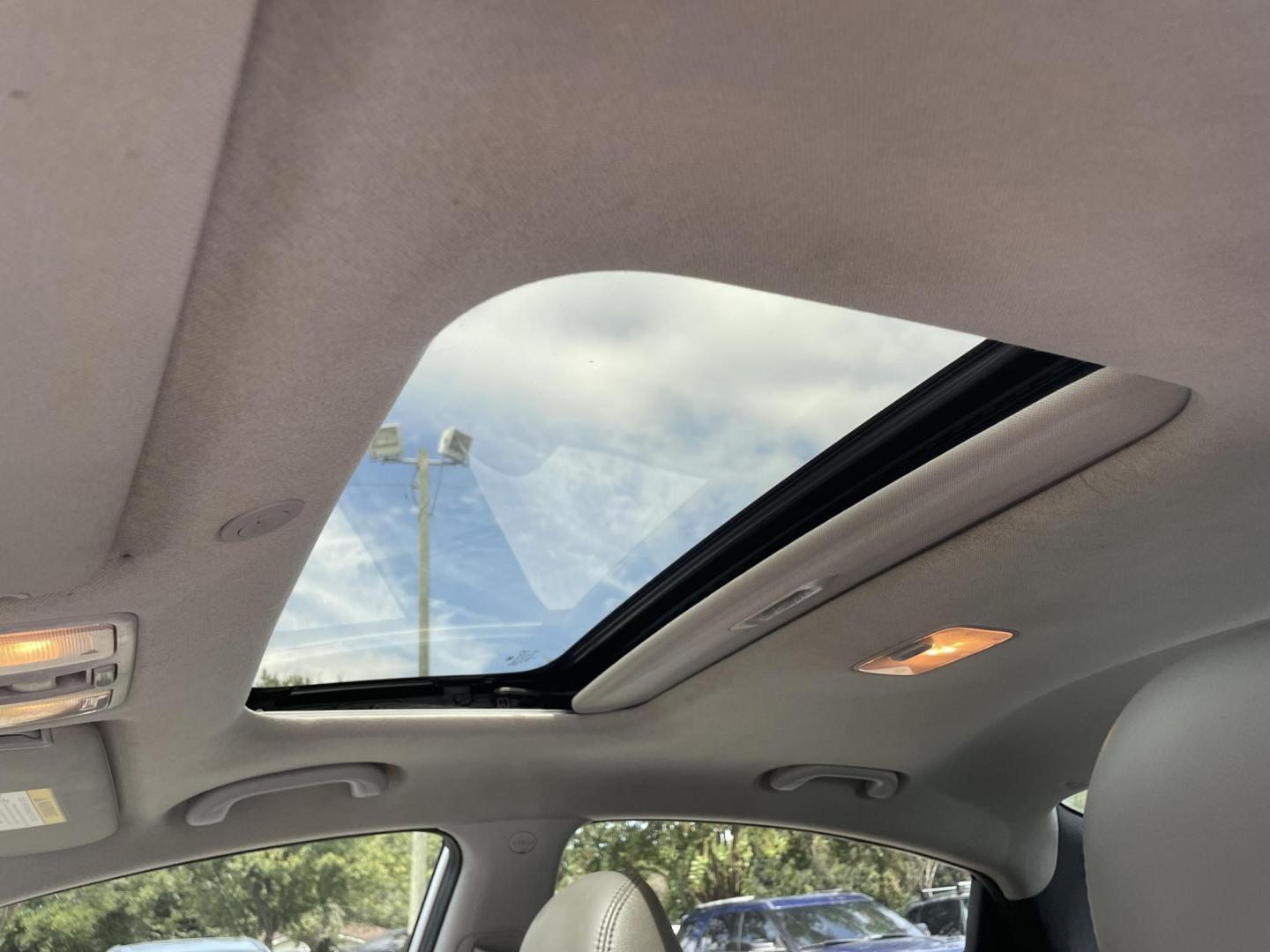 2013 SILVER HYUNDAI ELANTRA GLS (5NPDH4AE2DH) with an 1.8L engine, Automatic transmission, located at 5103 Dorchester Rd., Charleston, SC, 29418-5607, (843) 767-1122, 36.245171, -115.228050 - Clean Interior with Leather, Sunroof, CD/AUX/Sat/Bluetooth, Power Everything (windows, locks, seats, mirrors), Heated Front & Rear Seats, Keyless Entry, Alloy Wheels. Local Trade-in! Only 97k miles! Located at New Life Auto Sales! 2023 WINNER for Post & Courier's Charleston's Choice Pre-owned Car D - Photo#19