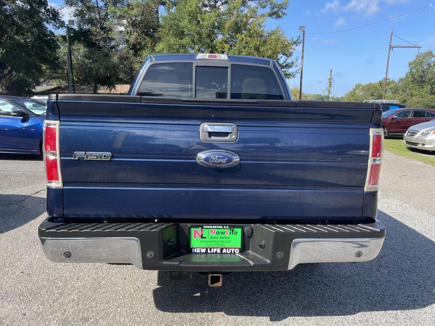 2014 BLUE FORD F-150 XLT (1FTFW1CT7EK) with an 3.5L engine, Automatic transmission, located at 5103 Dorchester Rd., Charleston, SC, 29418-5607, (843) 767-1122, 36.245171, -115.228050 - Photo#5