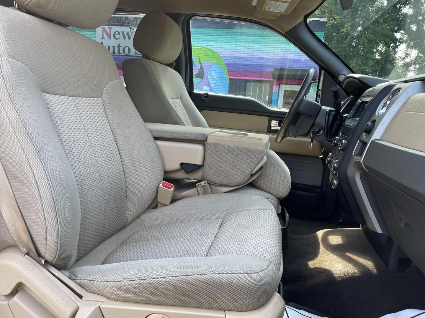 2014 BLUE FORD F-150 XLT (1FTFW1CT7EK) with an 3.5L engine, Automatic transmission, located at 5103 Dorchester Rd., Charleston, SC, 29418-5607, (843) 767-1122, 36.245171, -115.228050 - Photo#7
