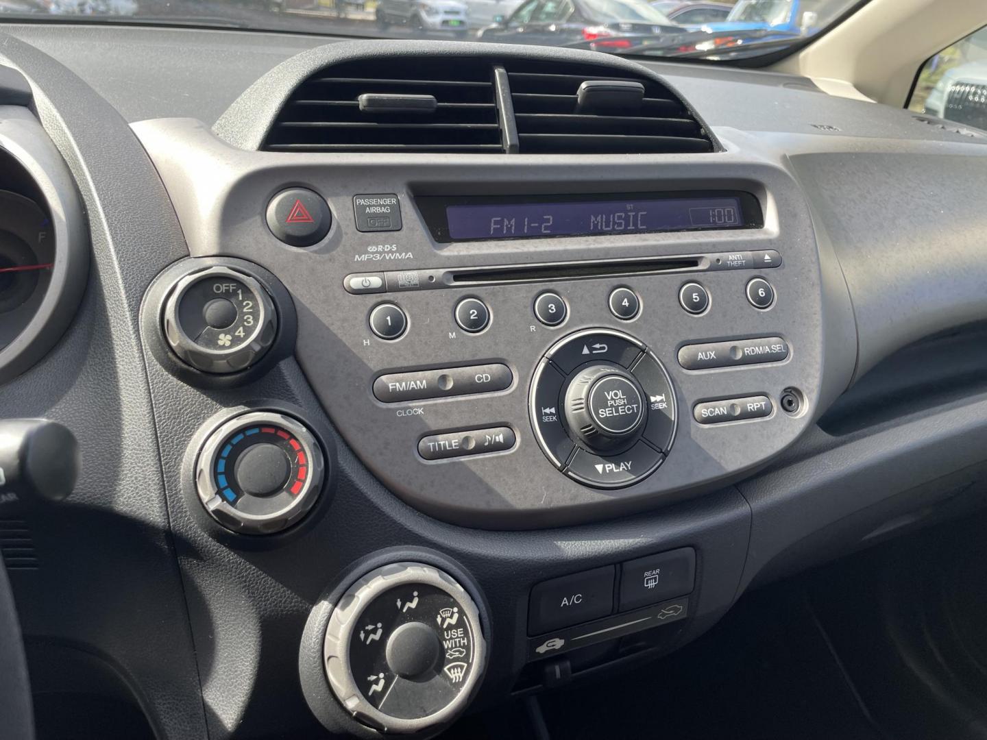 2013 GRAY HONDA FIT BASE (JHMGE8H36DC) with an 1.5L engine, Automatic transmission, located at 5103 Dorchester Rd., Charleston, SC, 29418-5607, (843) 767-1122, 36.245171, -115.228050 - Clean Interior with CD/AUX/AM/FM, Power Windows, Keyless Entry, Spacious Cargo! Local Trade-in!!167k miles Located at New Life Auto Sales! 2023 WINNER for Post & Courier's Charleston's Choice Pre-owned Car Dealer AND 2018-2024 Top 5 Finalist for Charleston City Paper's BEST PLACE TO BUY A USED CAR! - Photo#16