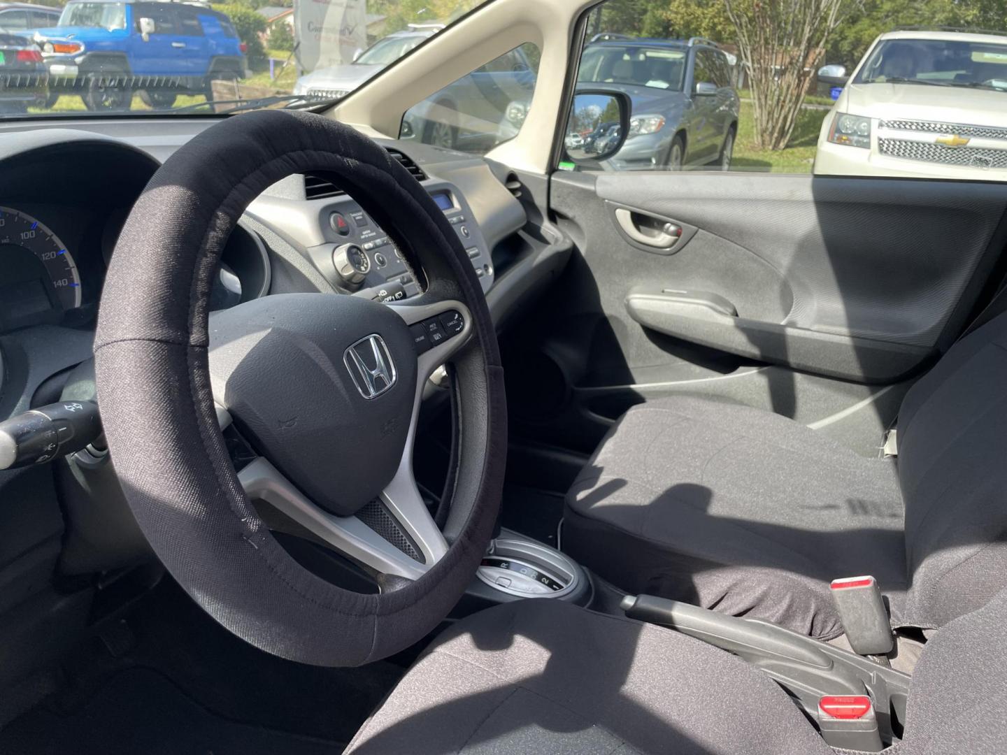 2013 GRAY HONDA FIT BASE (JHMGE8H36DC) with an 1.5L engine, Automatic transmission, located at 5103 Dorchester Rd., Charleston, SC, 29418-5607, (843) 767-1122, 36.245171, -115.228050 - Clean Interior with CD/AUX/AM/FM, Power Windows, Keyless Entry, Spacious Cargo! Local Trade-in!!167k miles Located at New Life Auto Sales! 2023 WINNER for Post & Courier's Charleston's Choice Pre-owned Car Dealer AND 2018-2024 Top 5 Finalist for Charleston City Paper's BEST PLACE TO BUY A USED CAR! - Photo#18