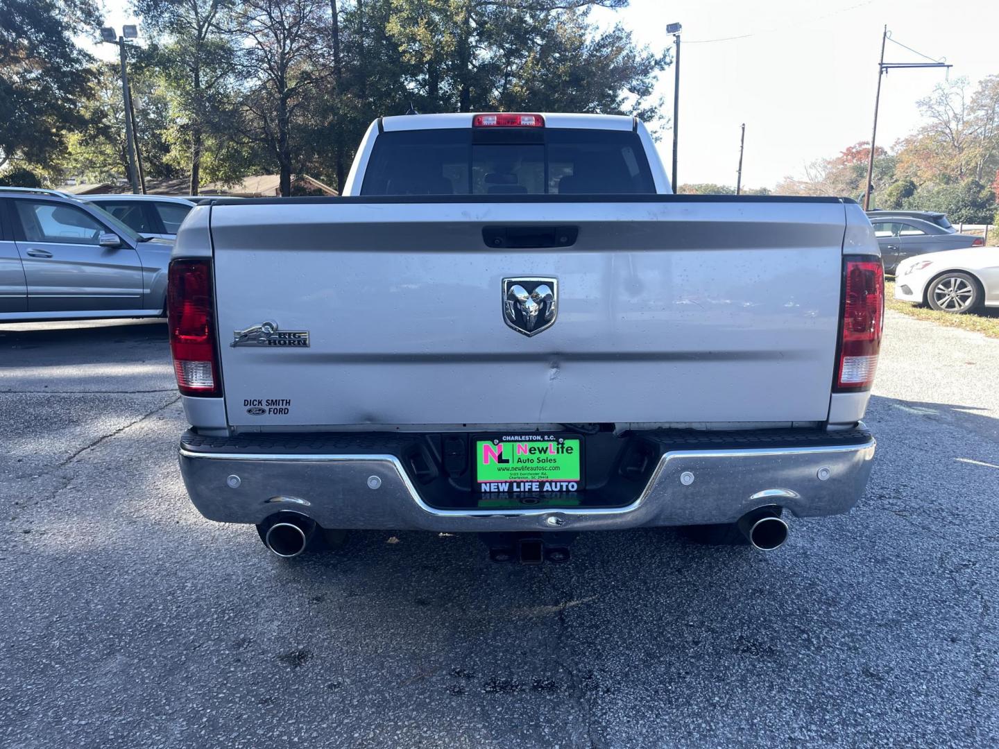 2014 SILVER RAM 1500 BIG HORN (1C6RR6TT3ES) with an 5.7L engine, Automatic transmission, located at 5103 Dorchester Rd., Charleston, SC, 29418-5607, (843) 767-1122, 36.245171, -115.228050 - Spacious Interior with Backup Camera, AM/FM/XM/Bluetooth, Power Everything (windows, locks, seats, mirrors), Power Inverter, Power Sliding Rear Window, Keyless Entry, Running Boards, Bedliner, Tow Package with Brake Assist, Chrome Wheels. Local Trade-in!! ONLY 86k miles Located at New Life Auto Sa - Photo#4